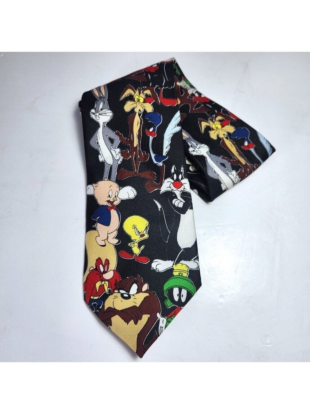 Looney Tunes Vintage Necktie 1997 Warner Bros. Bugs Bunny Tweety Taz Porky Pig
